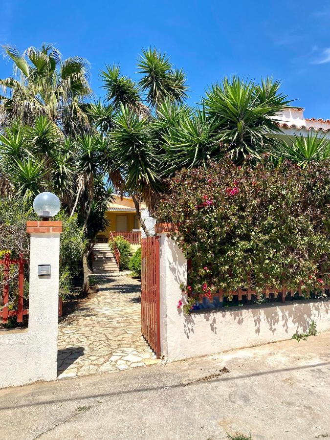 La Casa Dei Bouganville - Lo Stagnone Isole Egadi Марсала Екстериор снимка